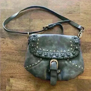 Elle & Jae Gypset Crossbody Gray Purse